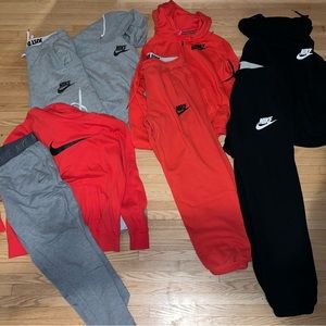 Women’s Nike Sweat Suit Bundle-size large